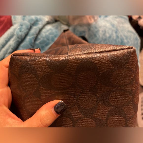 Excellent used condition coach gallery tote - Picture 5 of 13